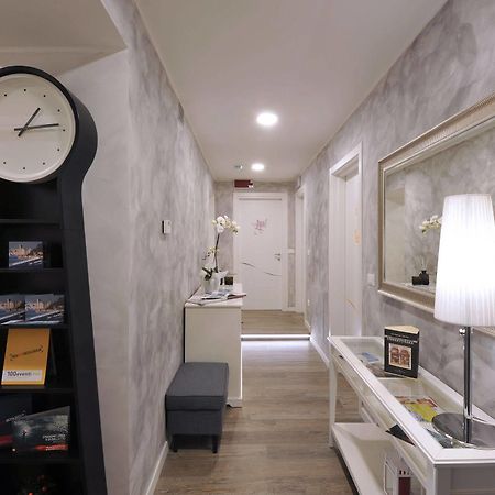Residenza Corso Saba Hotel Triëst Buitenkant foto